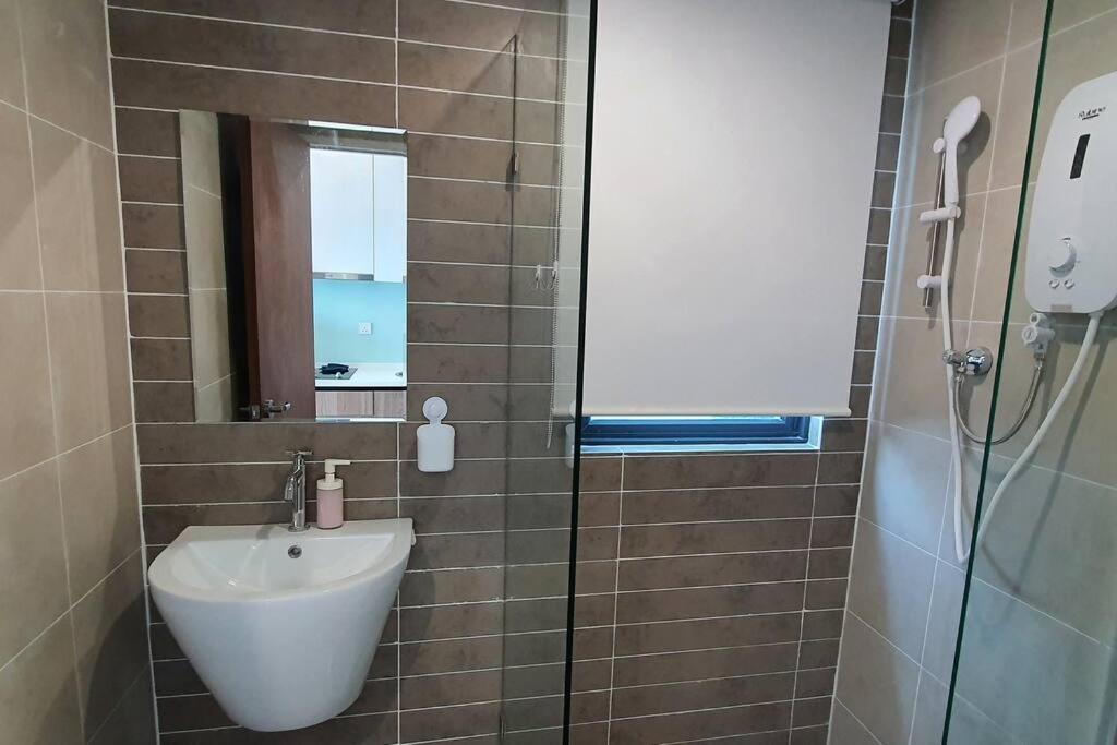 Kozi Square New Sgh Cozy Lv5b Apartemen *